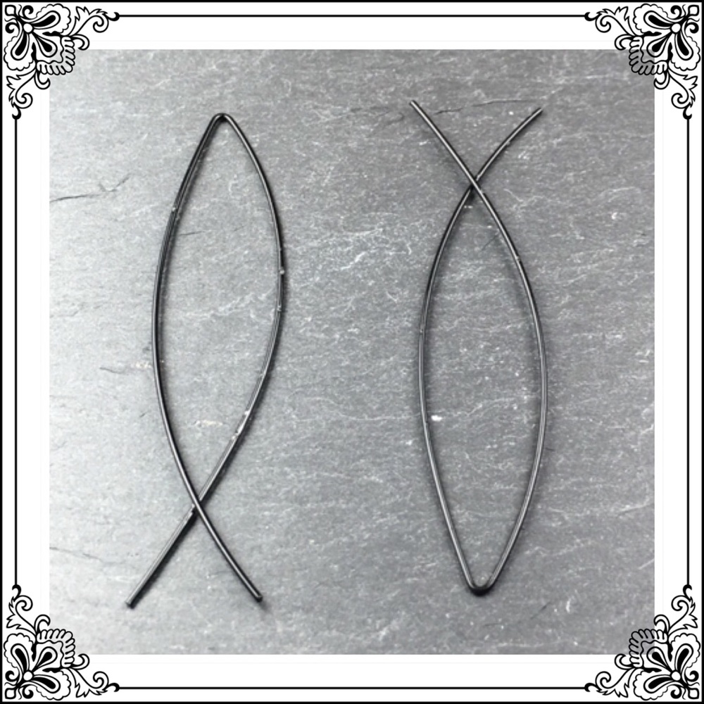 Last One ))) Black Hoop Earrings - Picture 2 of 8